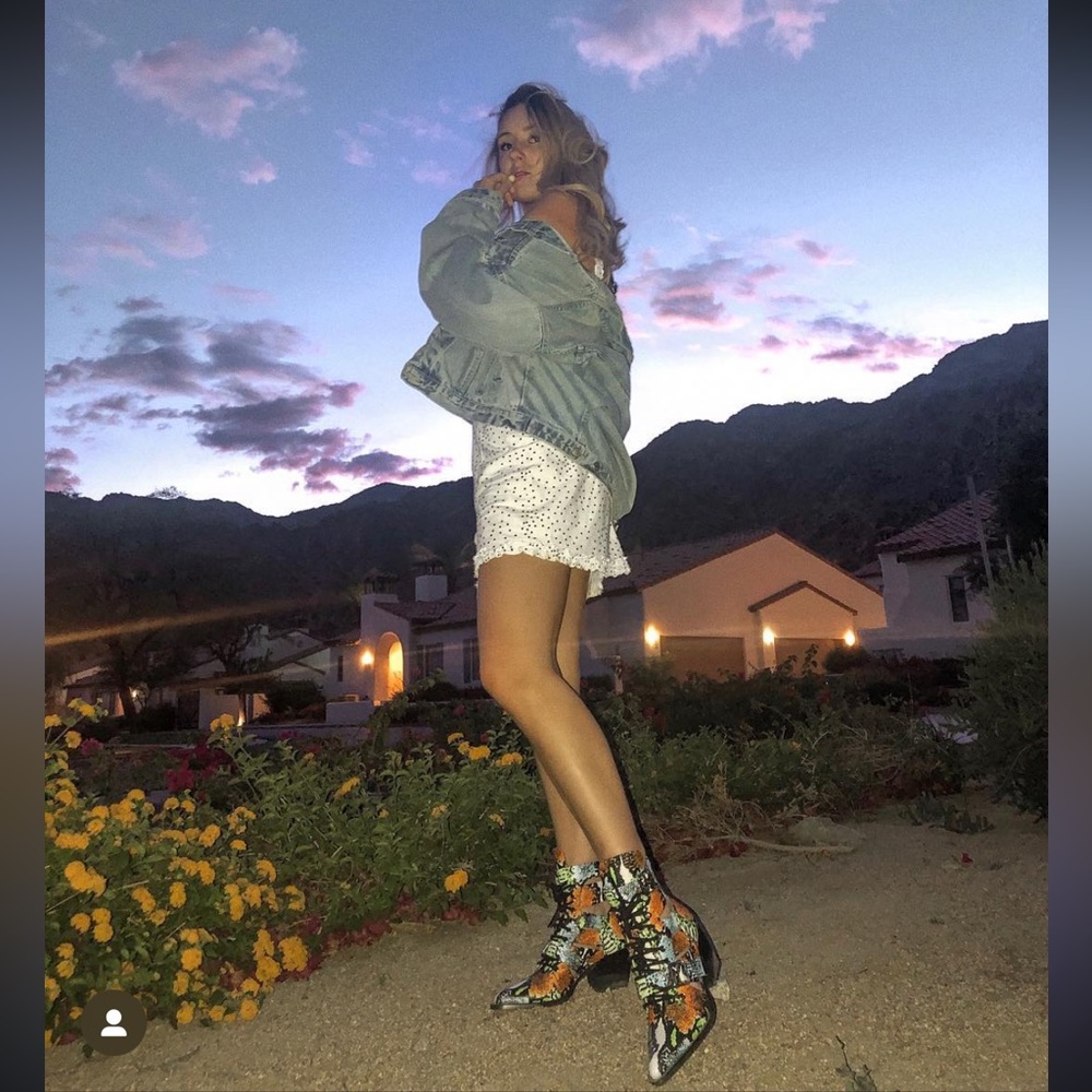 Chloe Rylee Boots - Picture 11 of 11